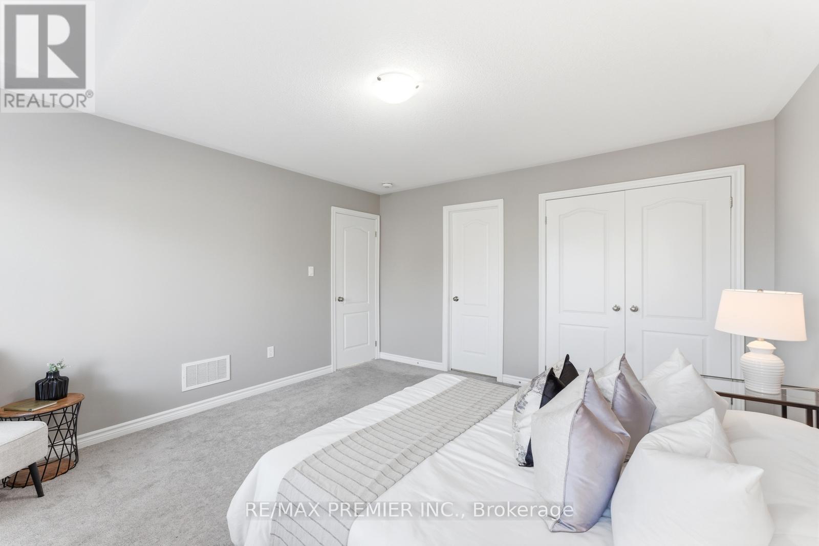 122 MCKENZIE WAY - 36