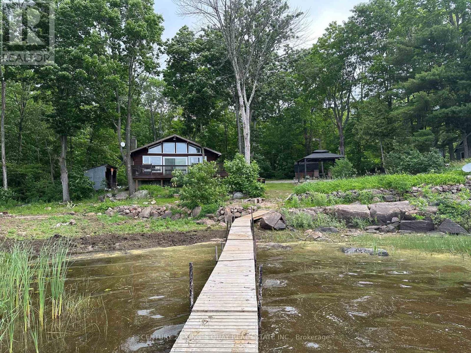 214 LAKEVIEW LANE - 24