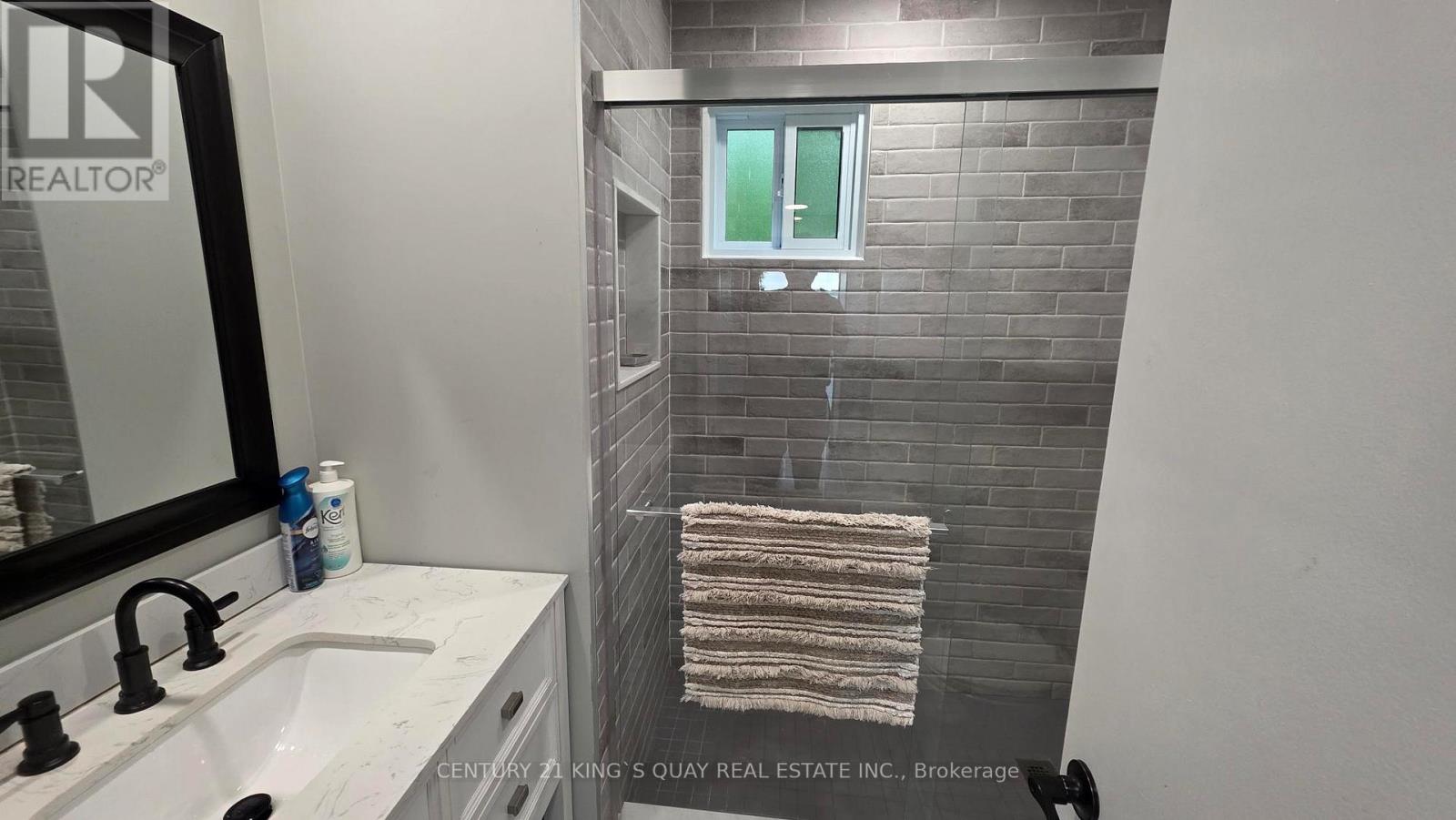 214 LAKEVIEW LANE - 16