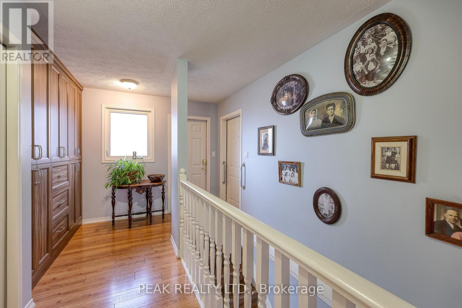 217 NORTH STREET E - 20