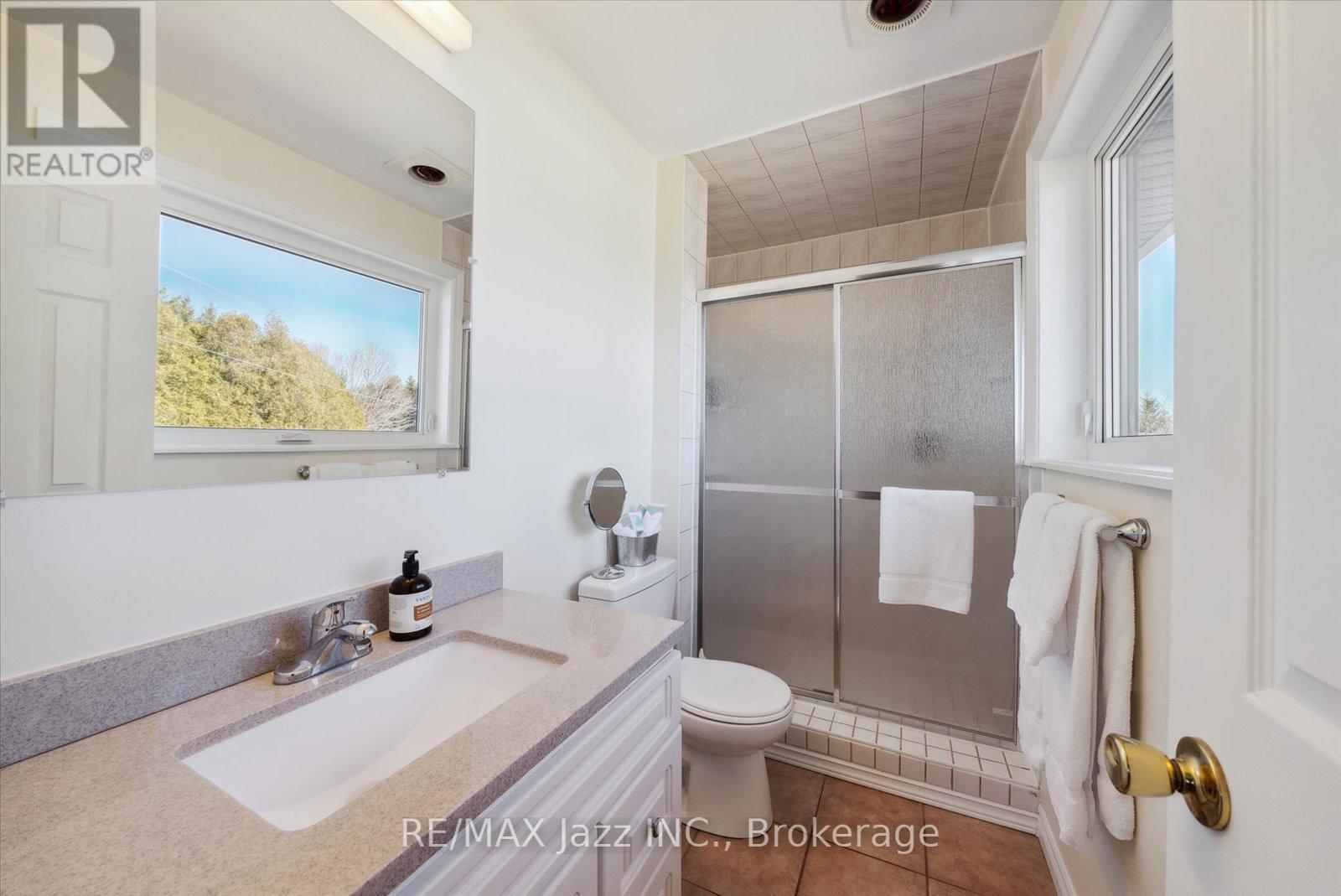 8733 LESKARD ROAD - 16