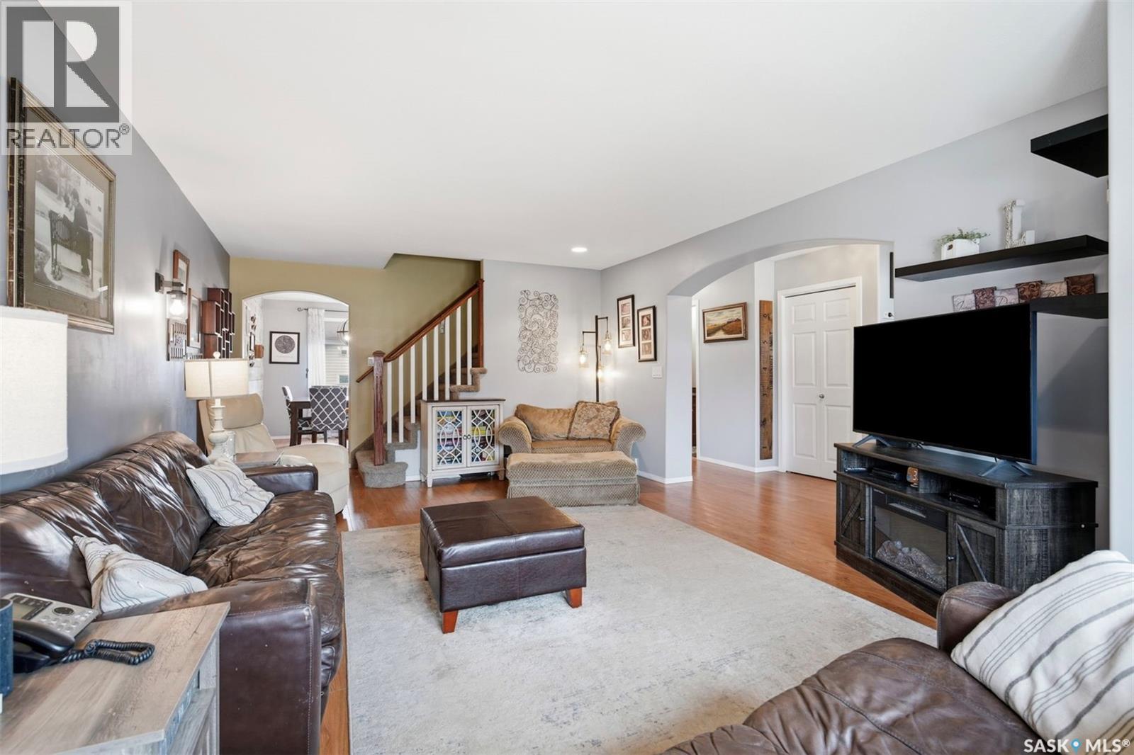 306 Denham COURT - 5