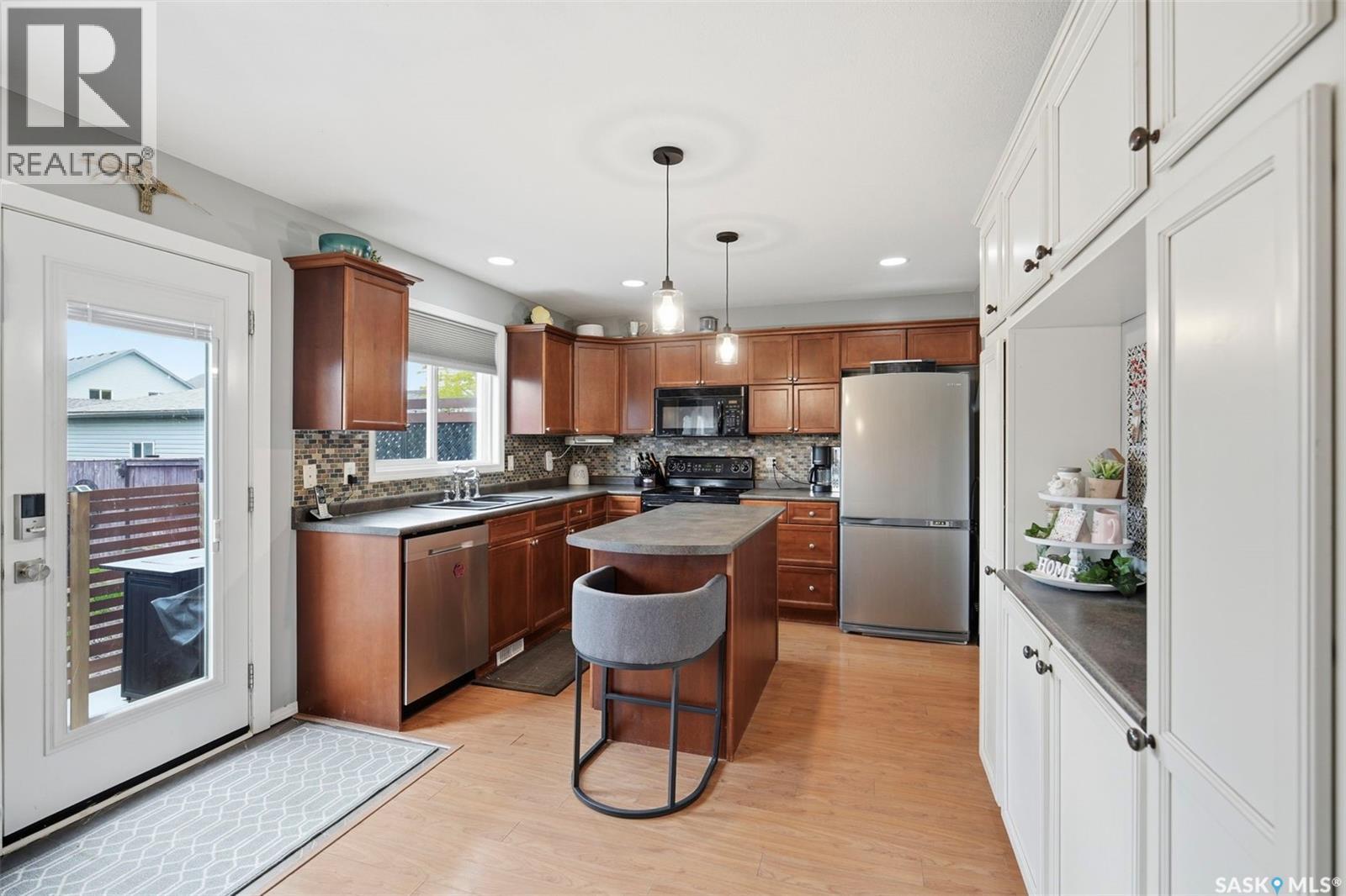 306 Denham COURT - 9