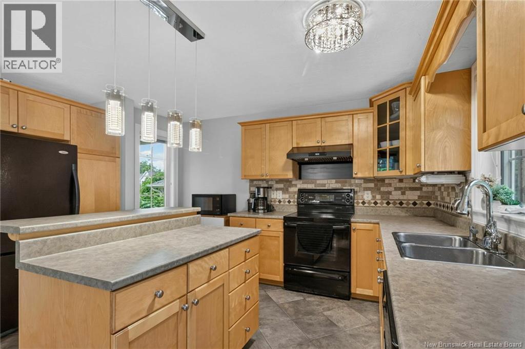242 Doreen Crescent - Image 7