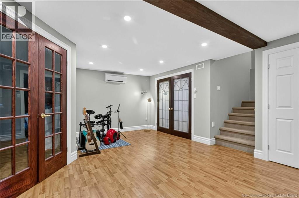 242 Doreen Crescent - Image 15