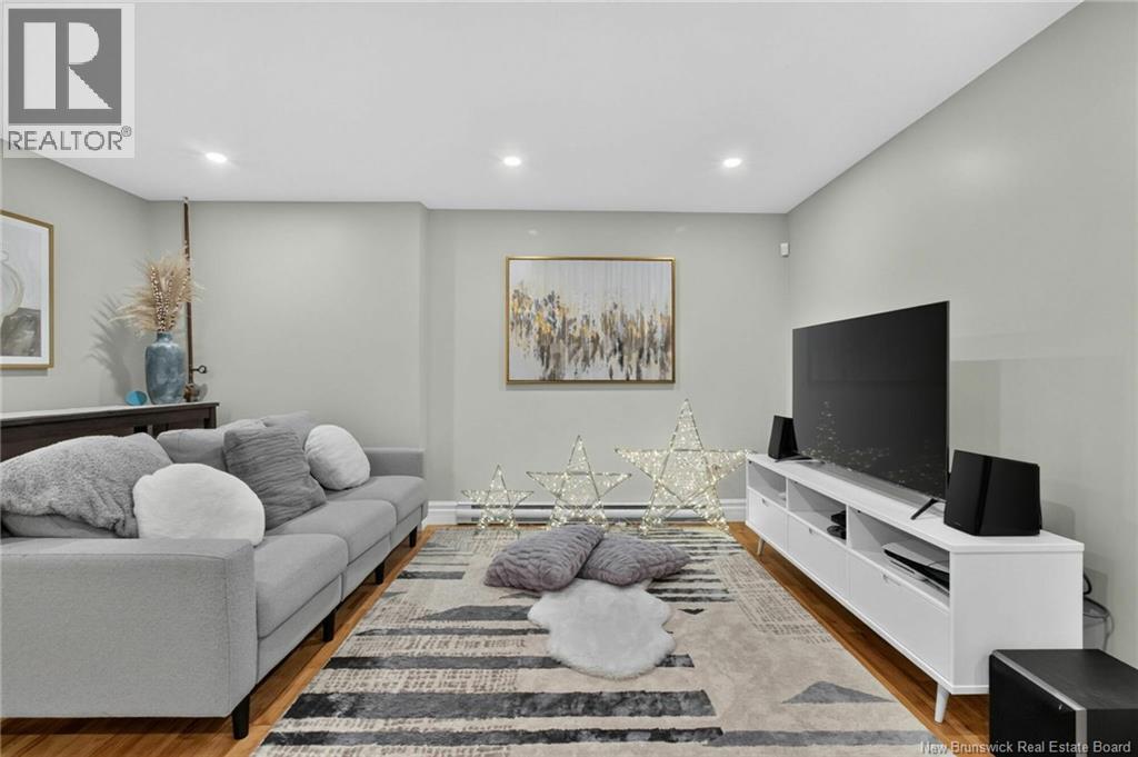 242 Doreen Crescent - Image 16