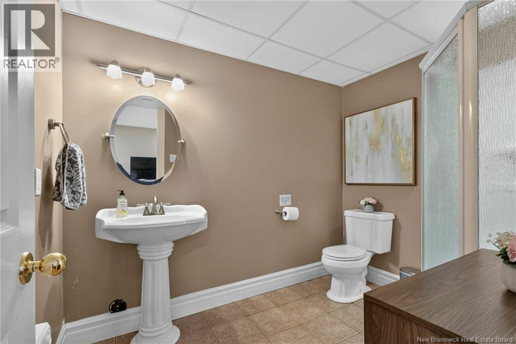 242 Doreen Crescent - Image 17