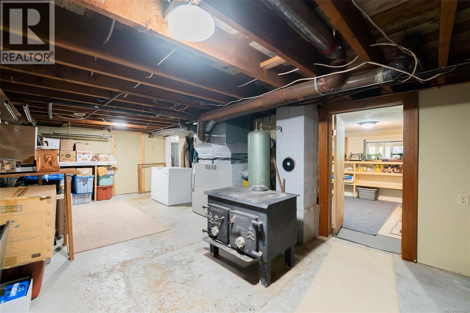 6999 Granville Rd - 24