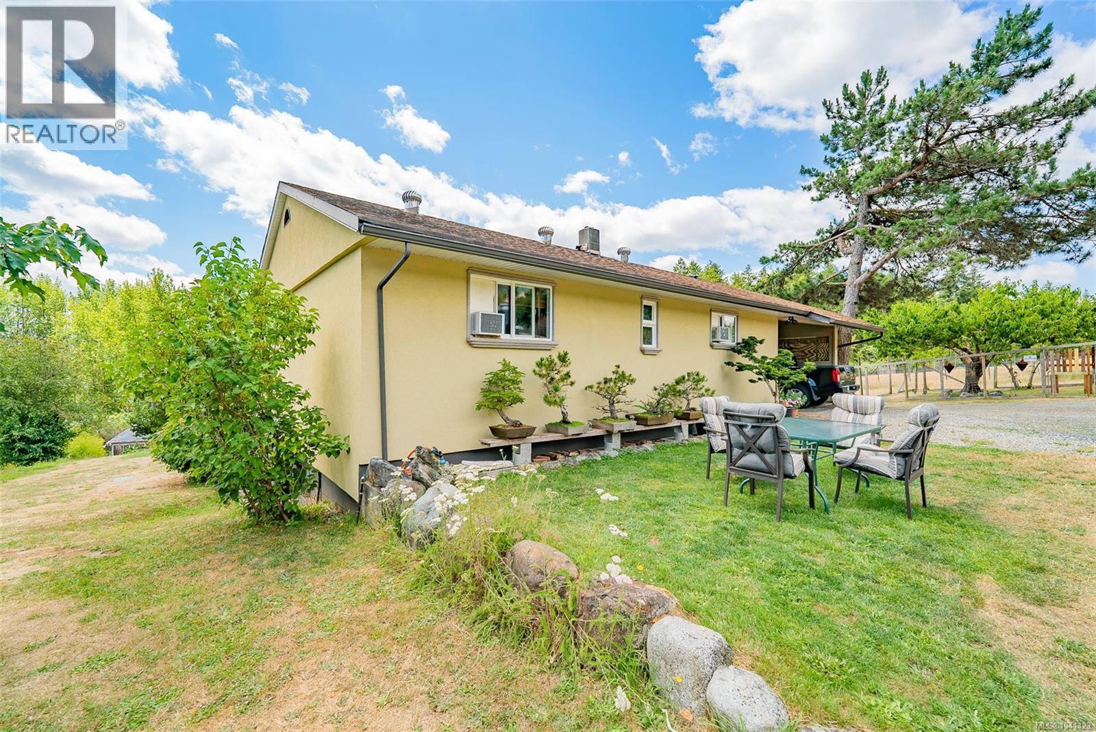 6999 Granville Rd - 1