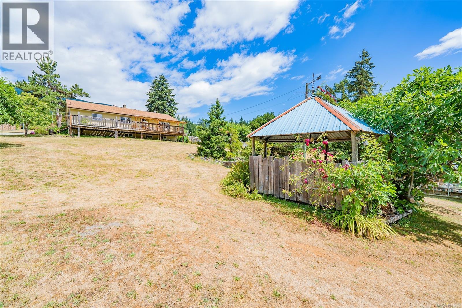 6999 Granville Rd - 28