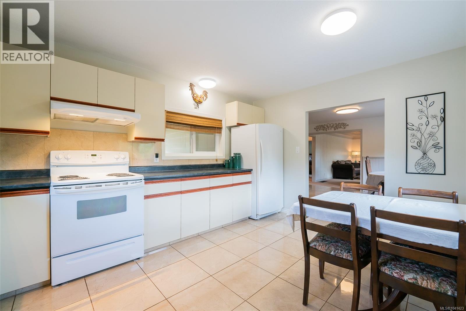 6999 Granville Rd - 8