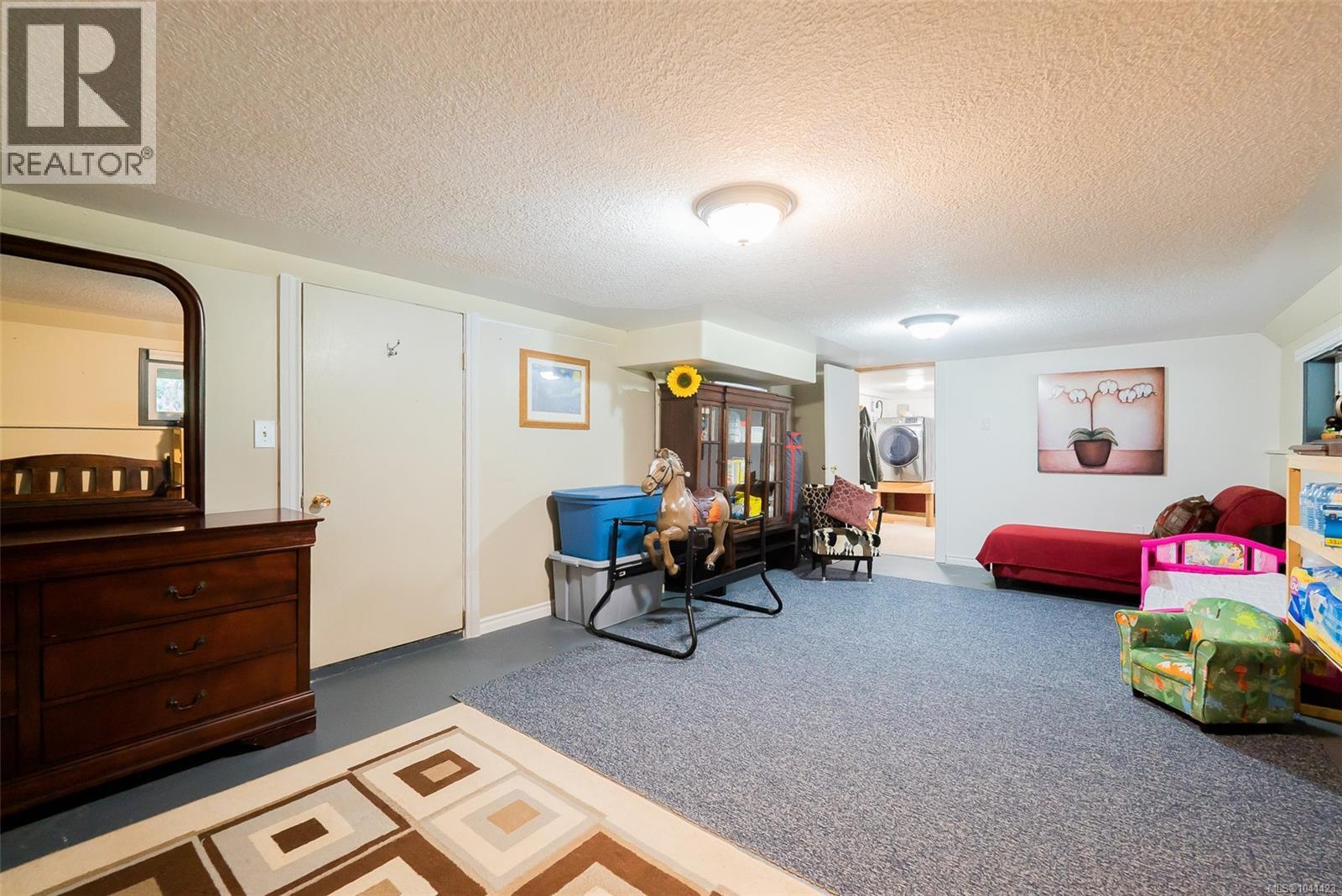 6999 Granville Rd - 23