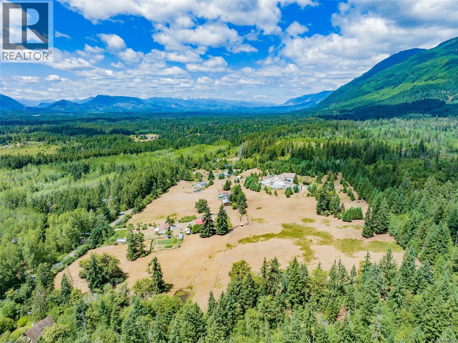 6999 Granville Rd - 52