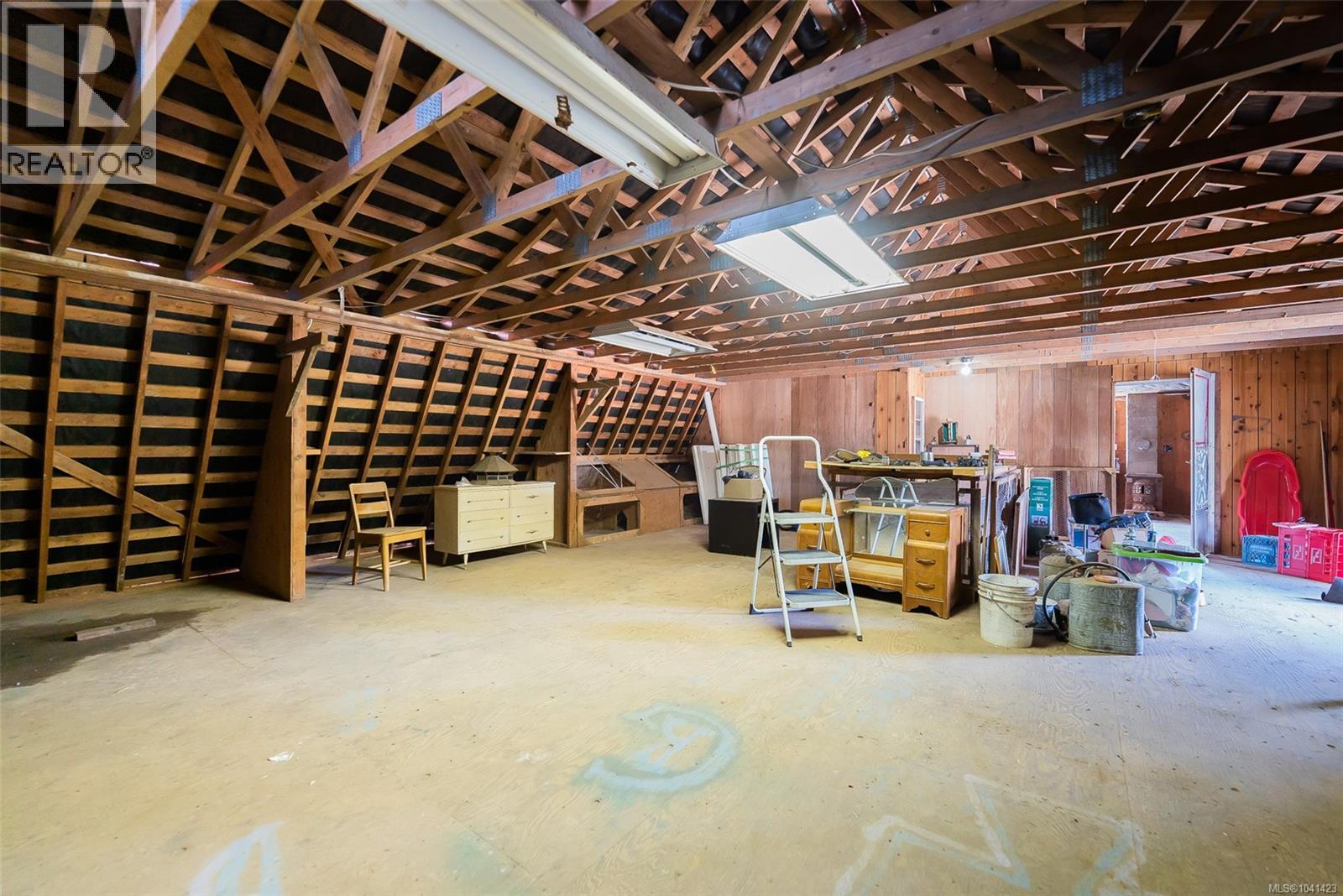 6999 Granville Rd - 36