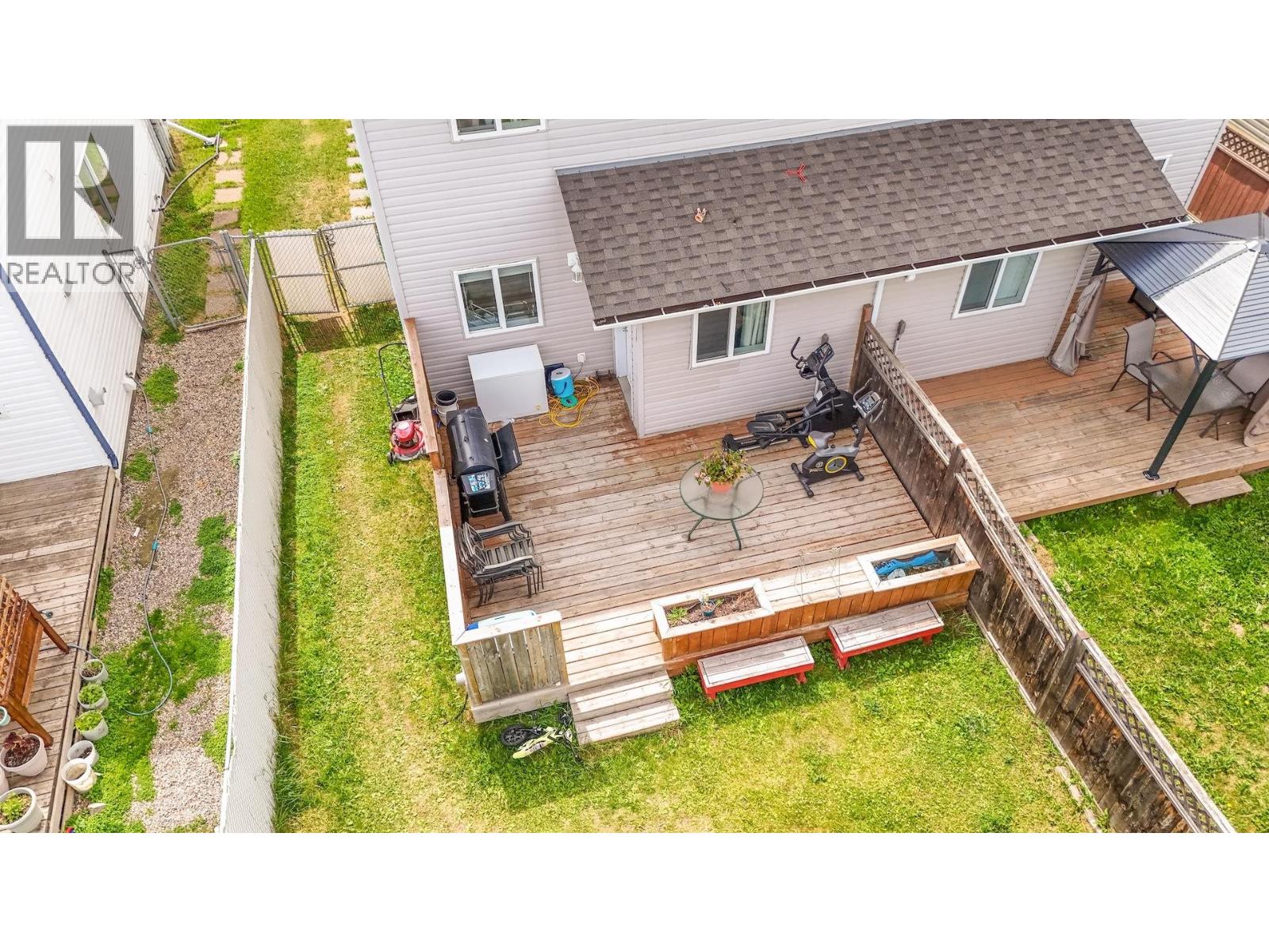 8016 88 AVENUE - 24