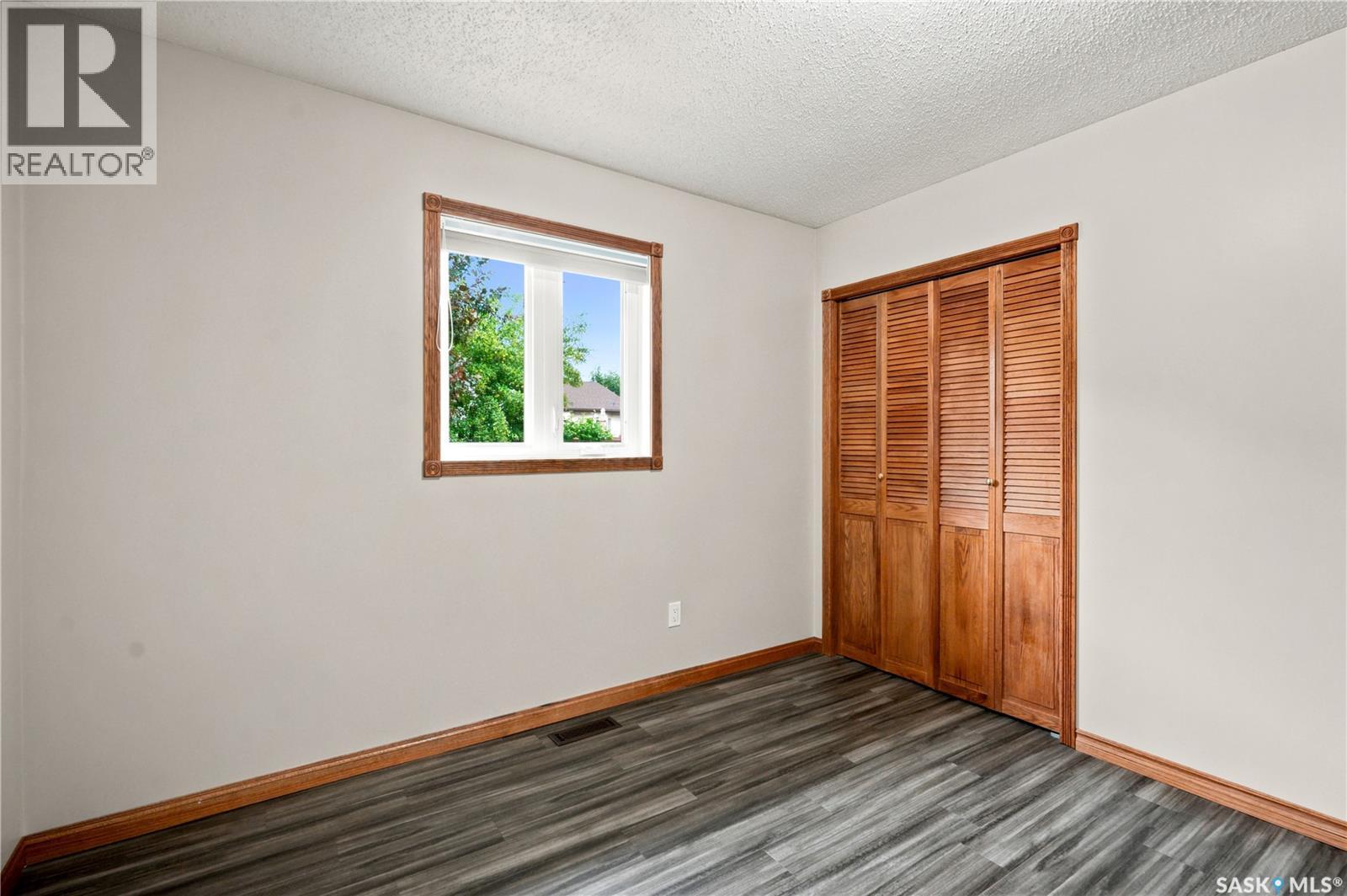 523 Spencer CRESCENT - 27