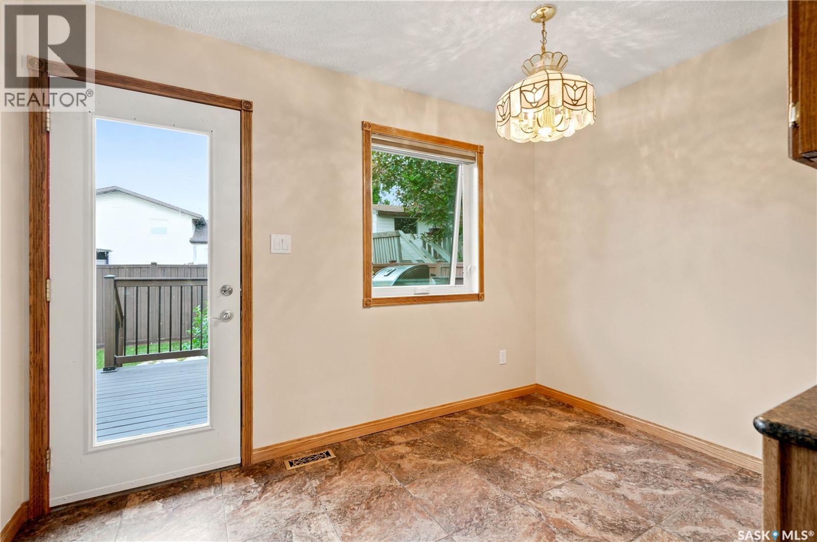 523 Spencer CRESCENT - 15