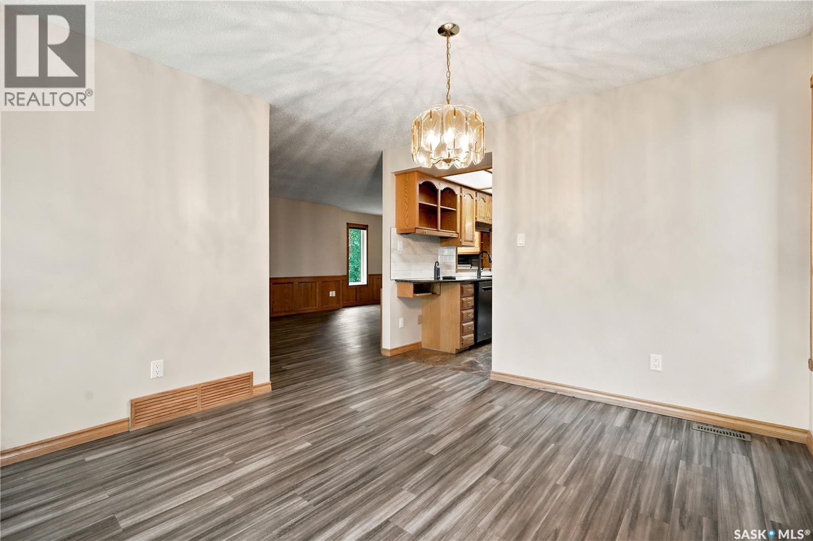 523 Spencer CRESCENT - 8