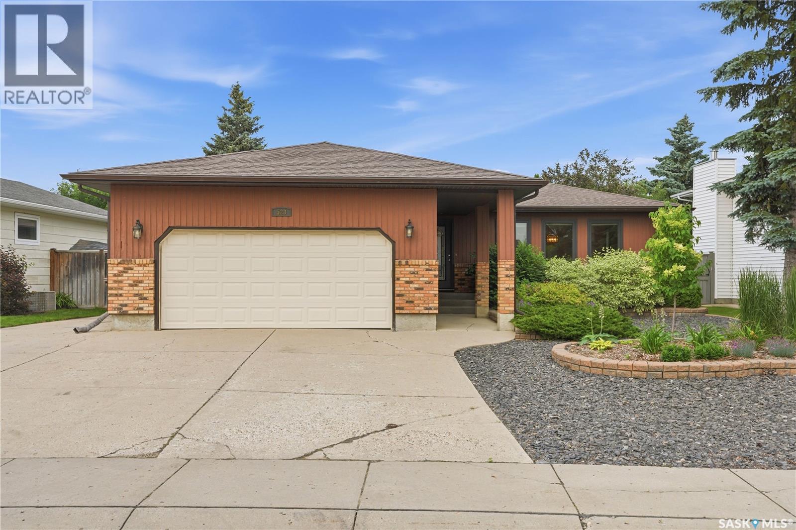 523 Spencer CRESCENT - 1