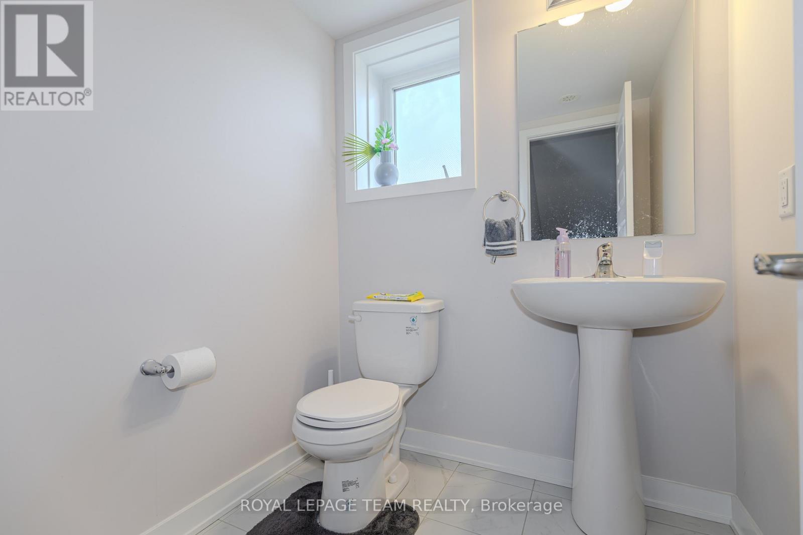4 Bed, 3 Bath House for Rent in Ottawa – 742 KINSTEAD PVT PRIVATE, Ottawa – MLS# X13519916 - Image 13