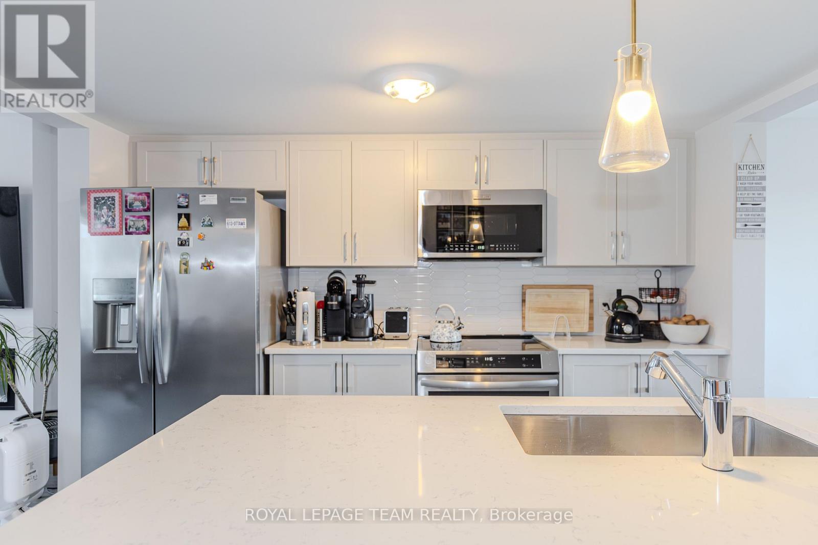 4 Bed, 3 Bath House for Rent in Ottawa – 742 KINSTEAD PVT PRIVATE, Ottawa – MLS# X13519916 - Image 14