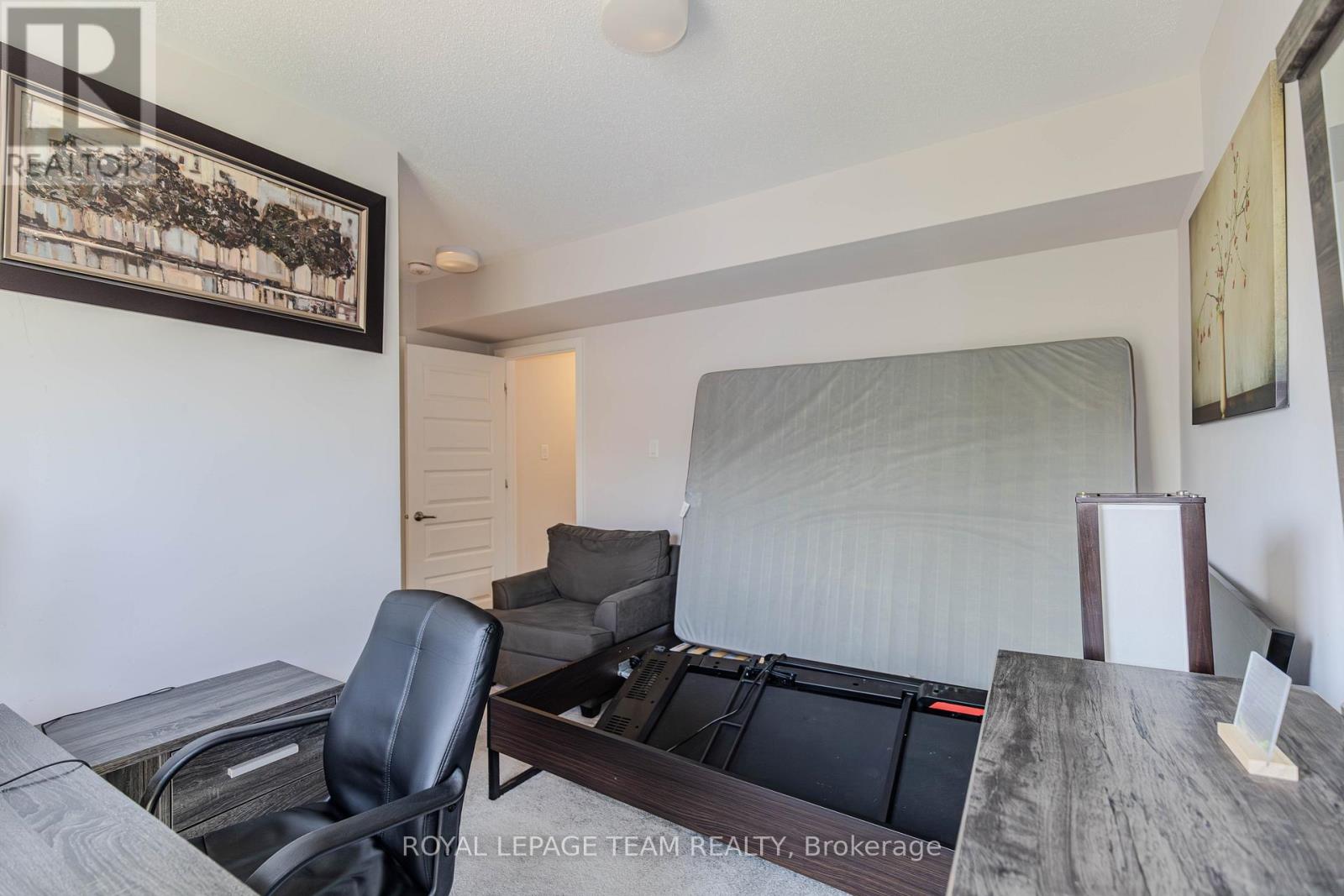 4 Bed, 3 Bath House for Rent in Ottawa – 742 KINSTEAD PVT PRIVATE, Ottawa – MLS# X13519916 - Image 17