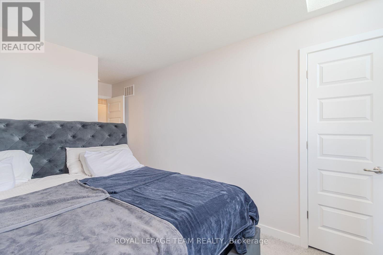 4 Bed, 3 Bath House for Rent in Ottawa – 742 KINSTEAD PVT PRIVATE, Ottawa – MLS# X13519916 - Image 22