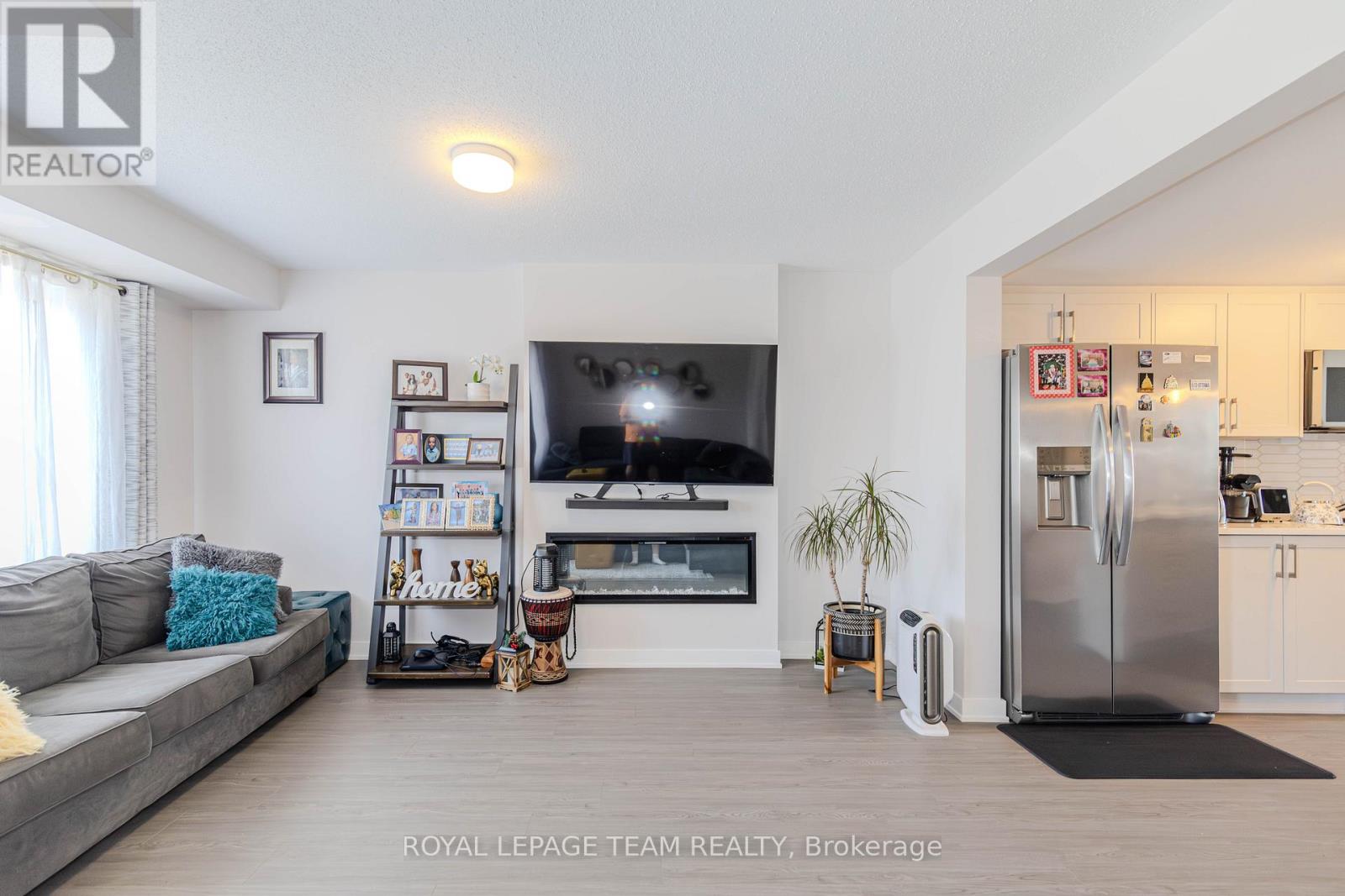 4 Bed, 3 Bath House for Rent in Ottawa – 742 KINSTEAD PVT PRIVATE, Ottawa – MLS# X13519916 - Image 6