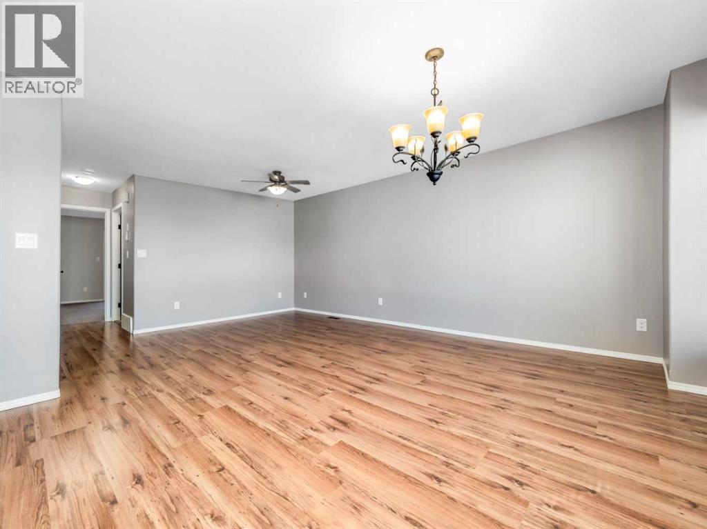 881 Kettles Street — photo 6