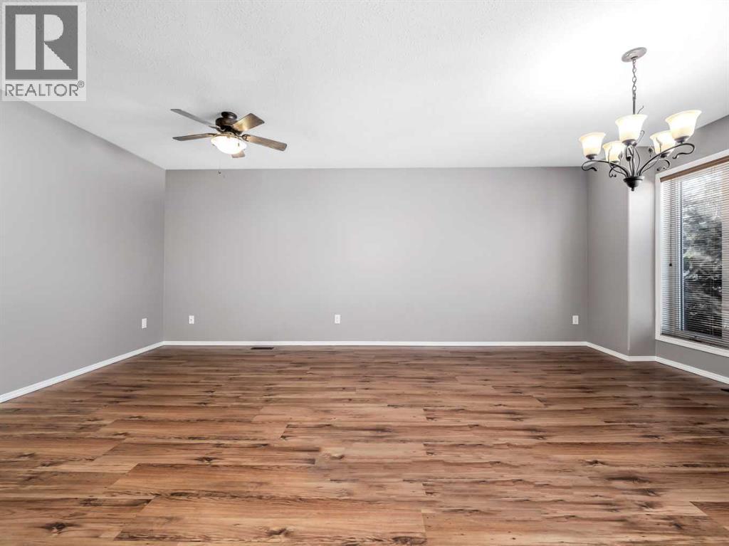 881 Kettles Street - photo 5