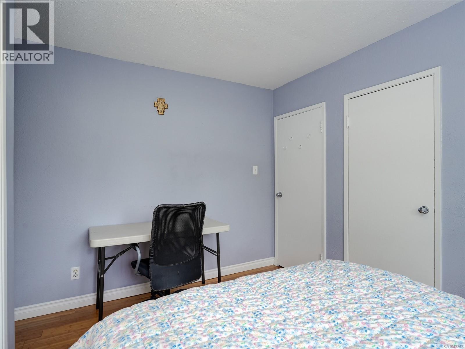 915 Inskip St, Esquimalt