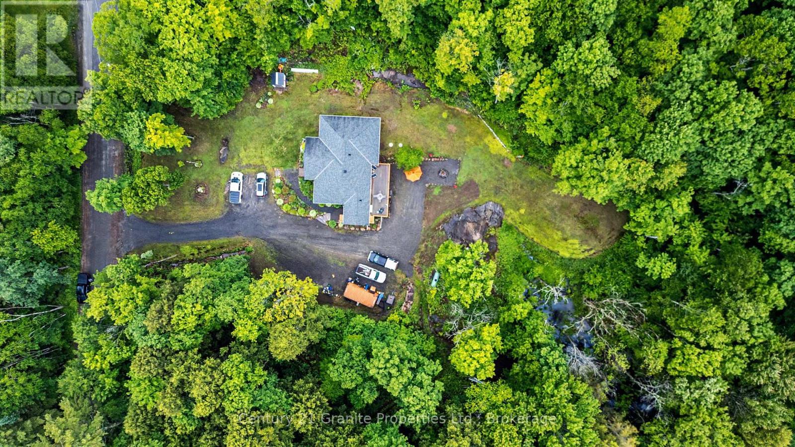 64 LOUCKS ROAD - 10