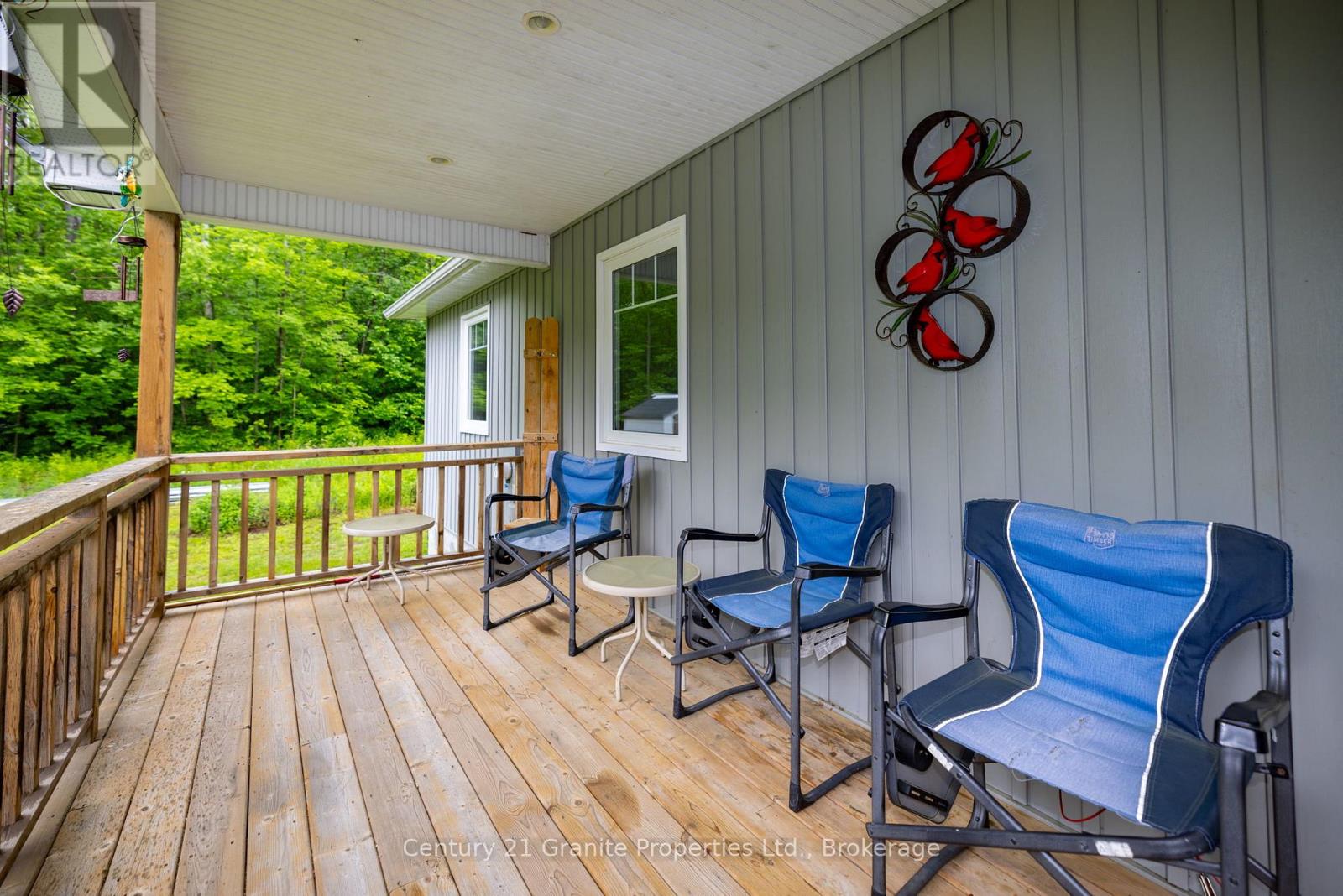 64 LOUCKS ROAD - 3