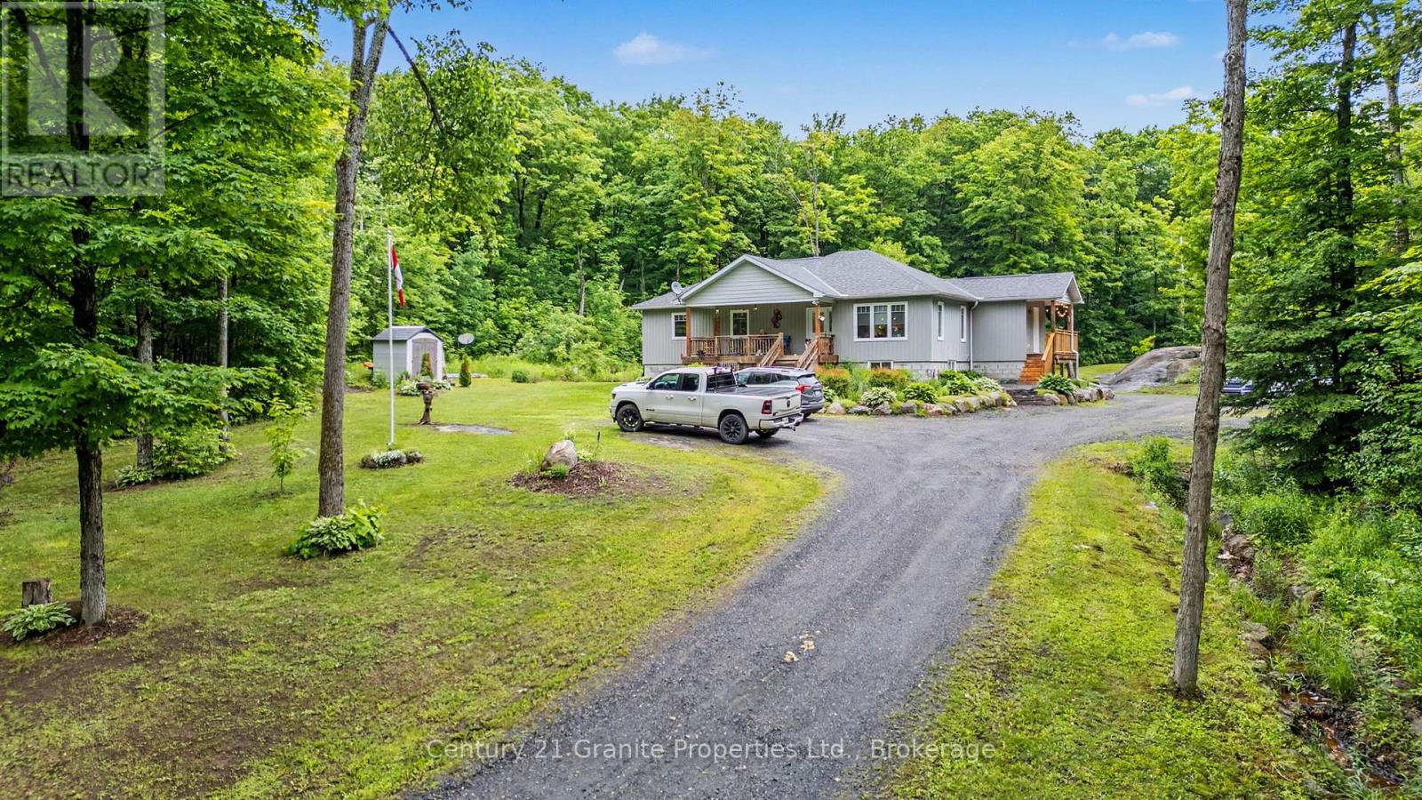 64 LOUCKS ROAD - 8