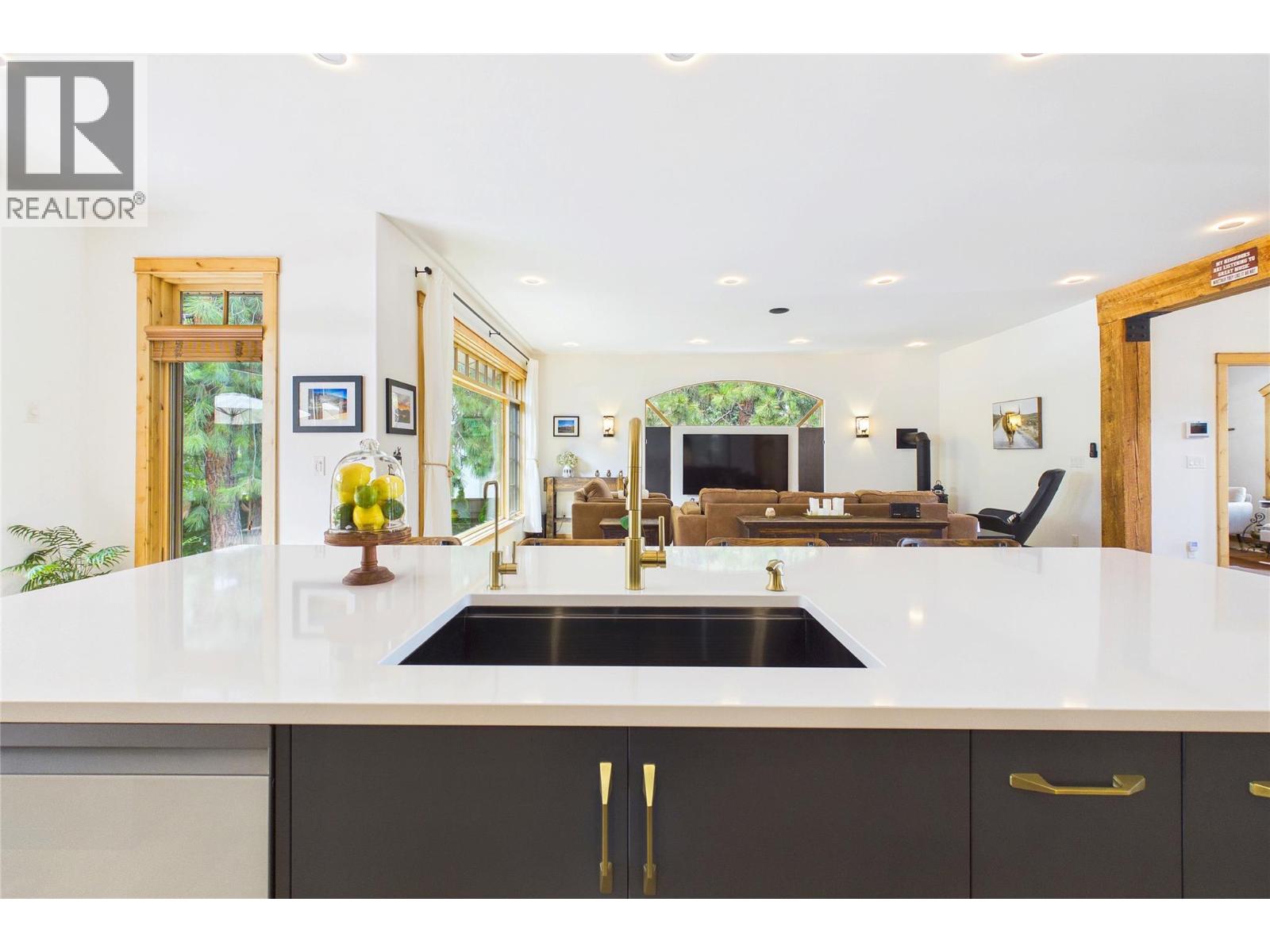 188 Penrose Court - 6