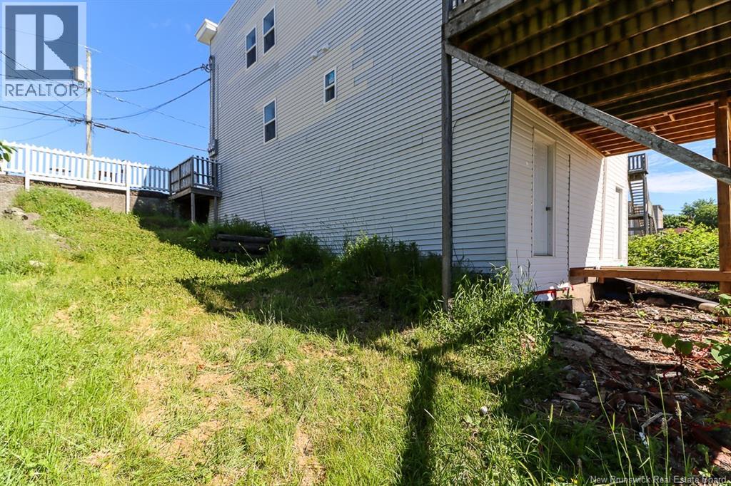 204-206 St. James W Street - Image 31