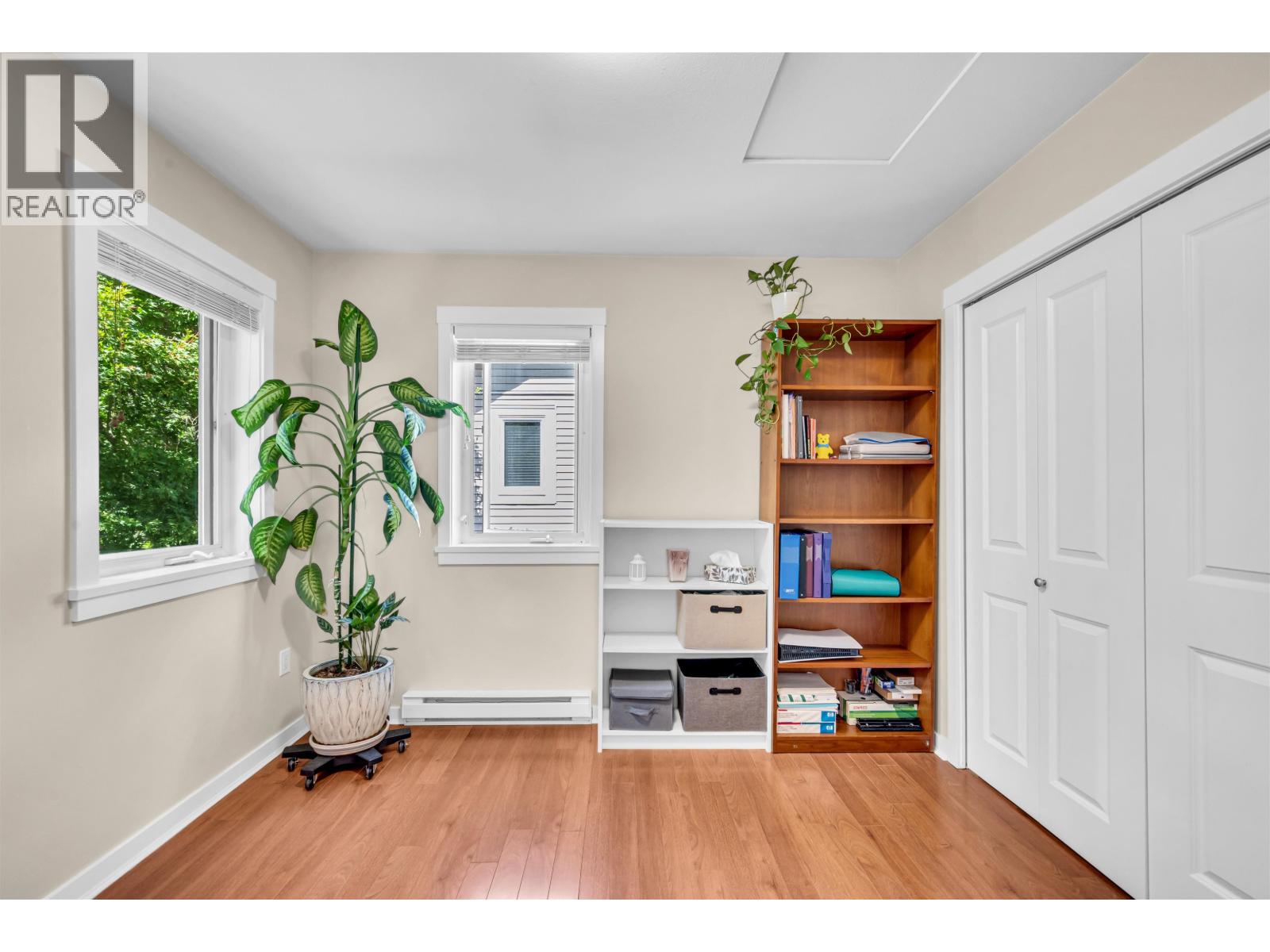 8 7136 18TH AVENUE, Burnaby