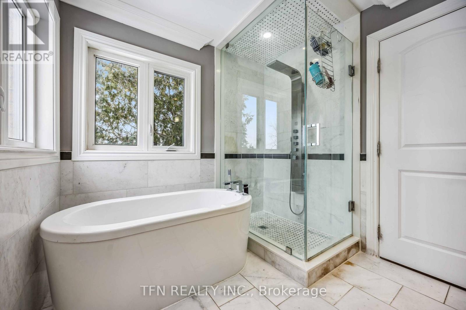 282B AYLESWORTH AVENUE - 19
