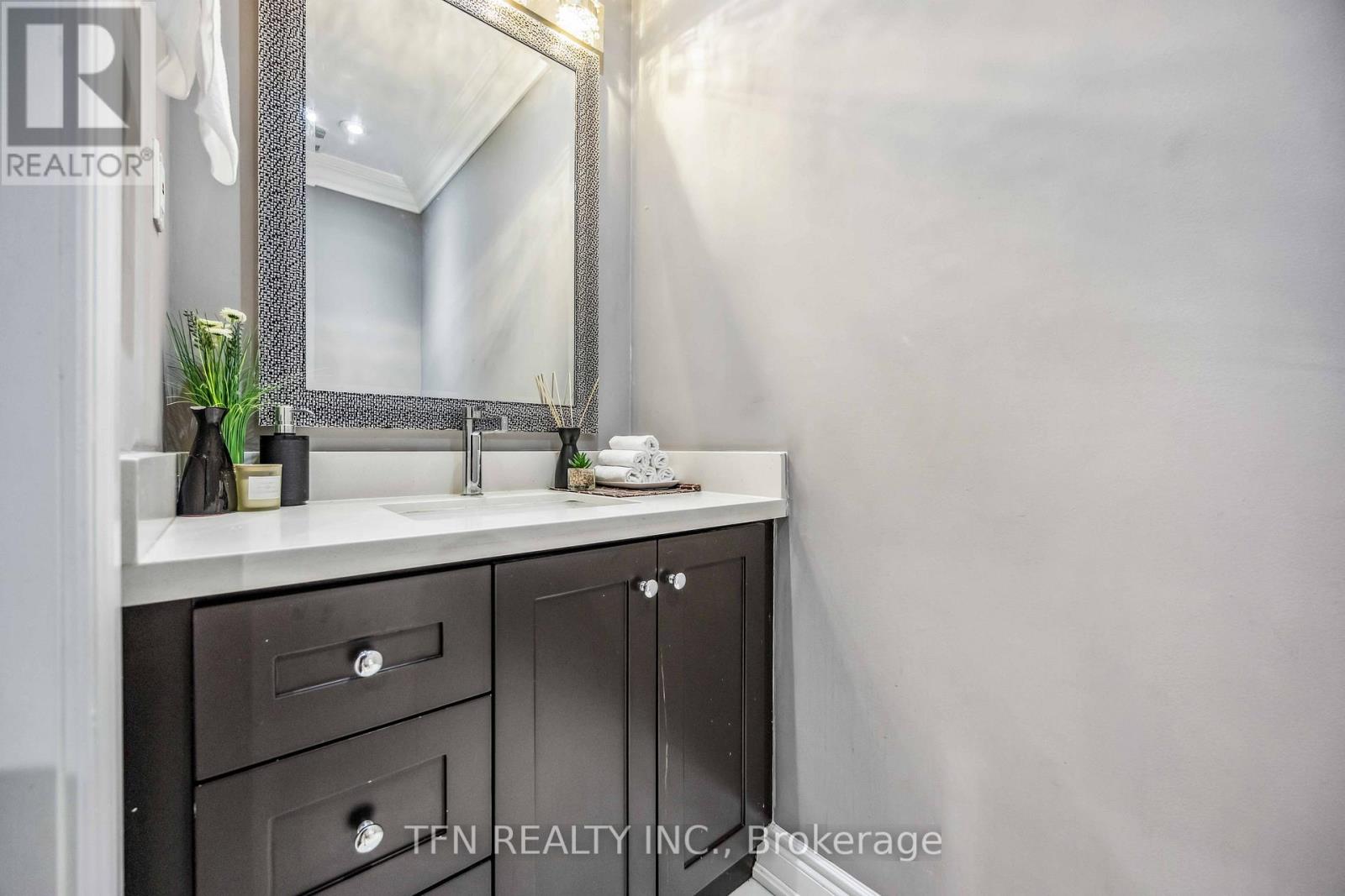 282B AYLESWORTH AVENUE - 4