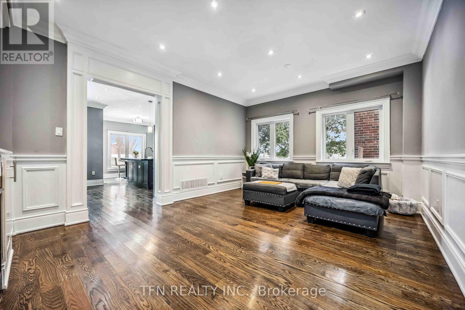 282B AYLESWORTH AVENUE - 5