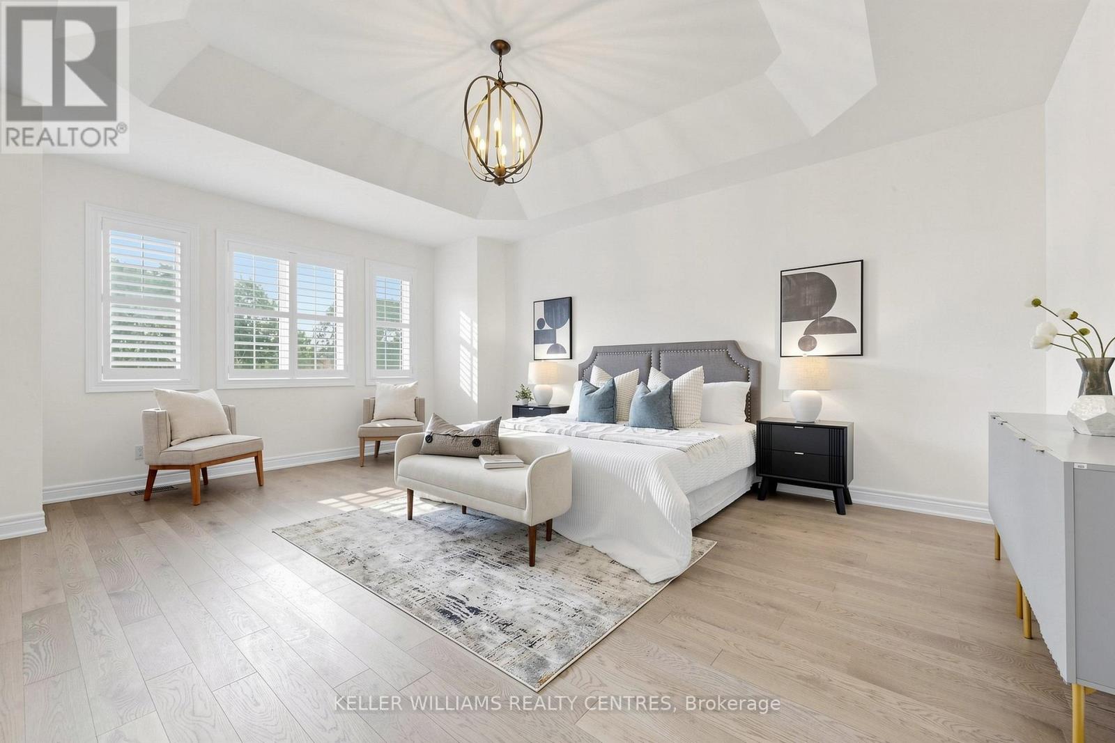 36 BLENHEIM CIRCLE - 19