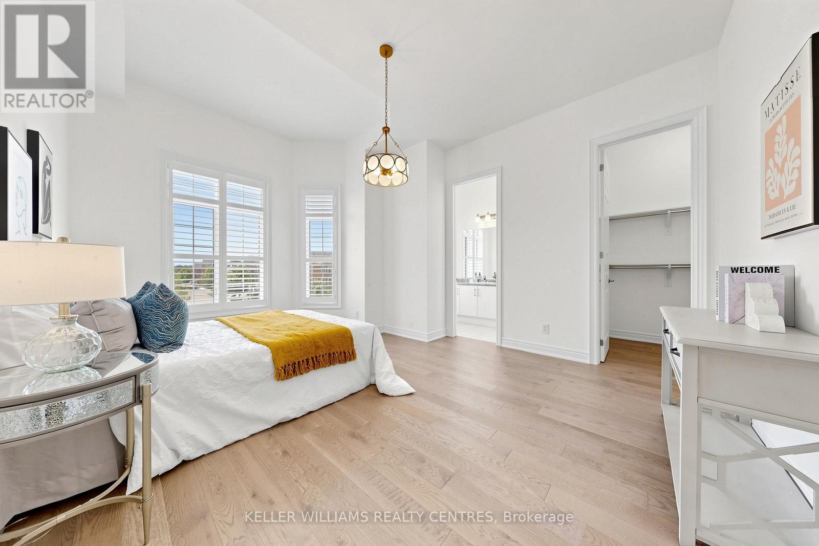 36 BLENHEIM CIRCLE - 24
