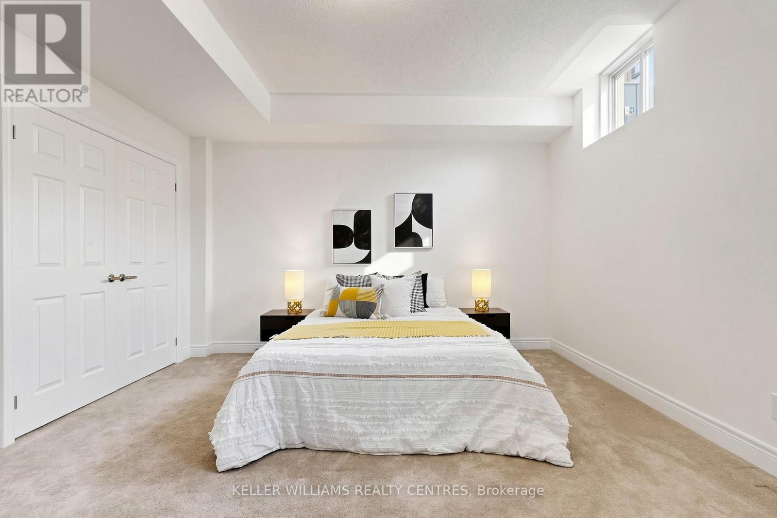36 BLENHEIM CIRCLE - 31