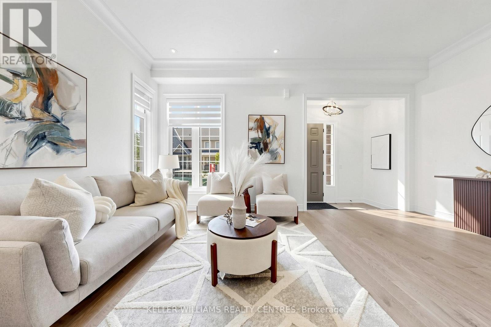 36 BLENHEIM CIRCLE - 5