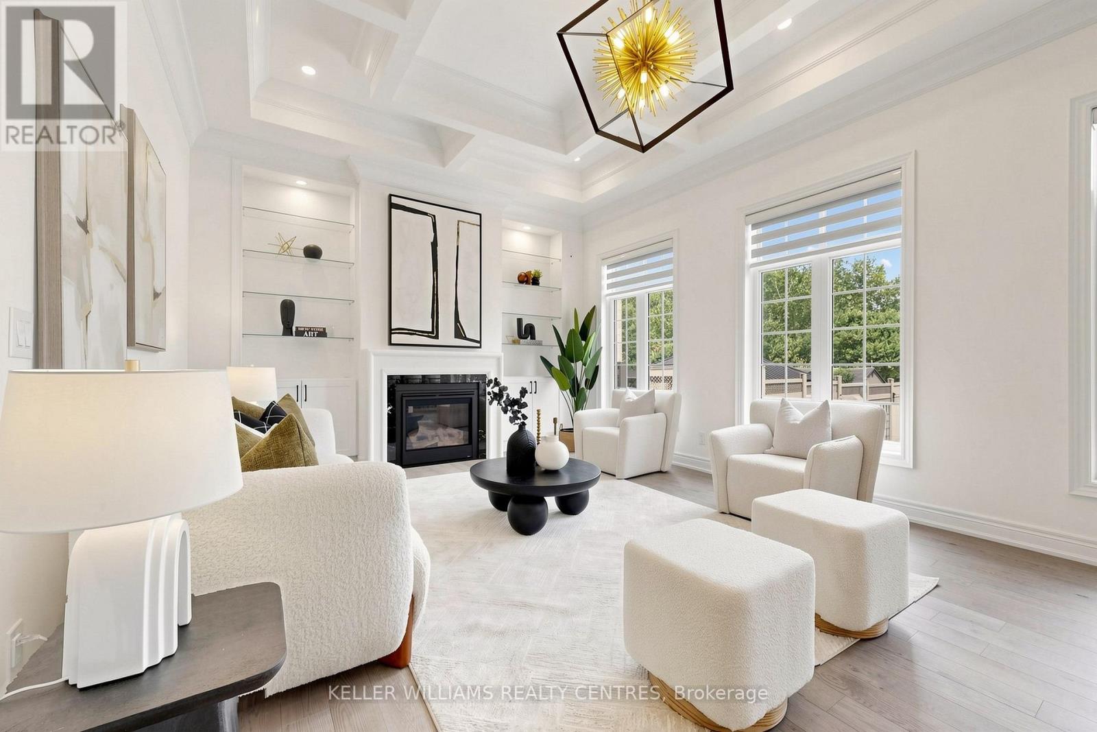 36 BLENHEIM CIRCLE - 9