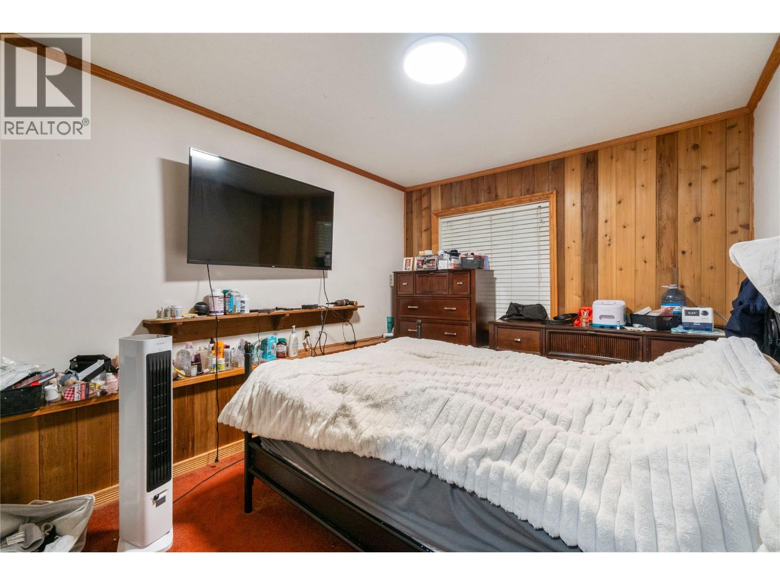 8749 Squilax-Anglemont Road - 14