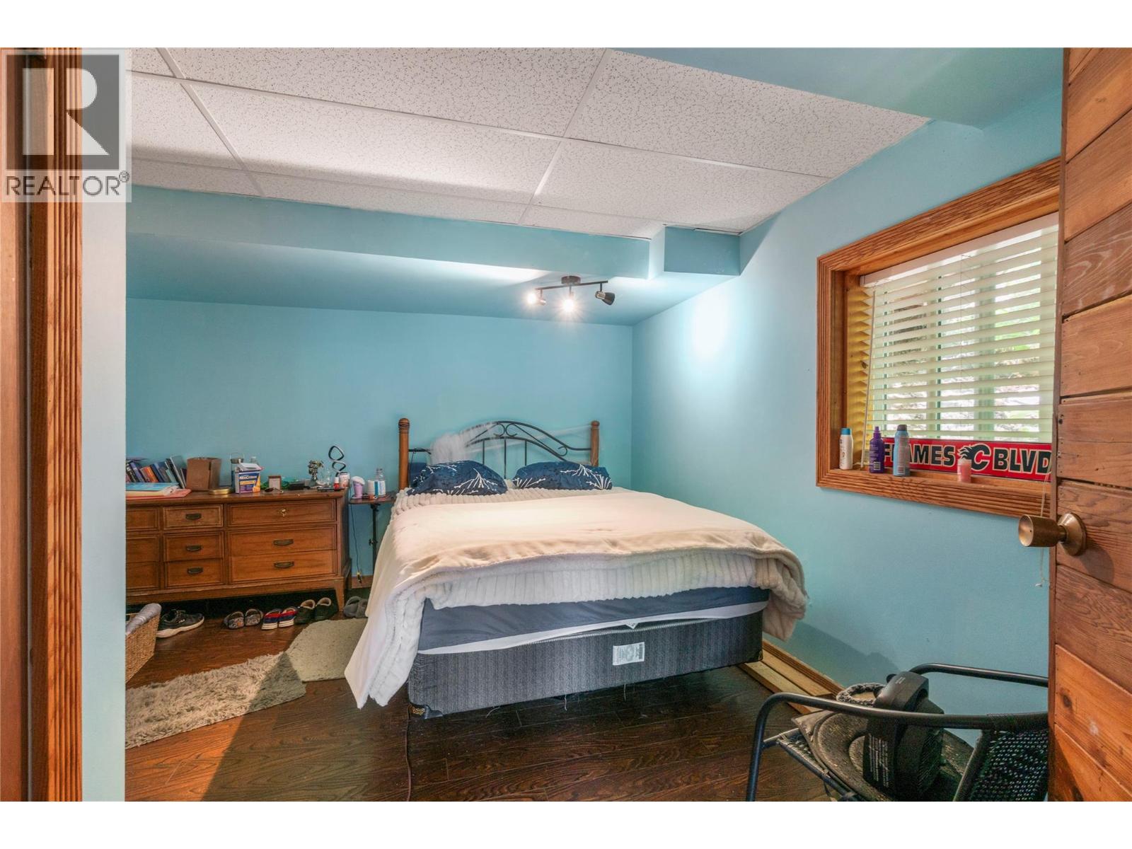 8749 Squilax-Anglemont Road - 21