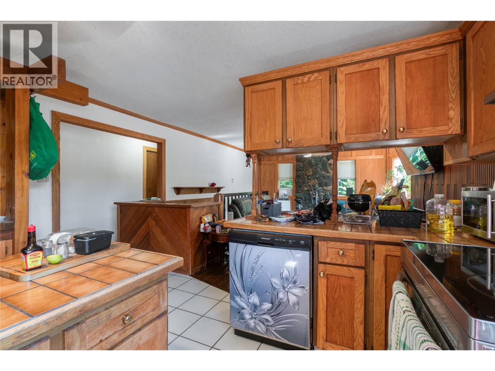 8749 Squilax-Anglemont Road - 5