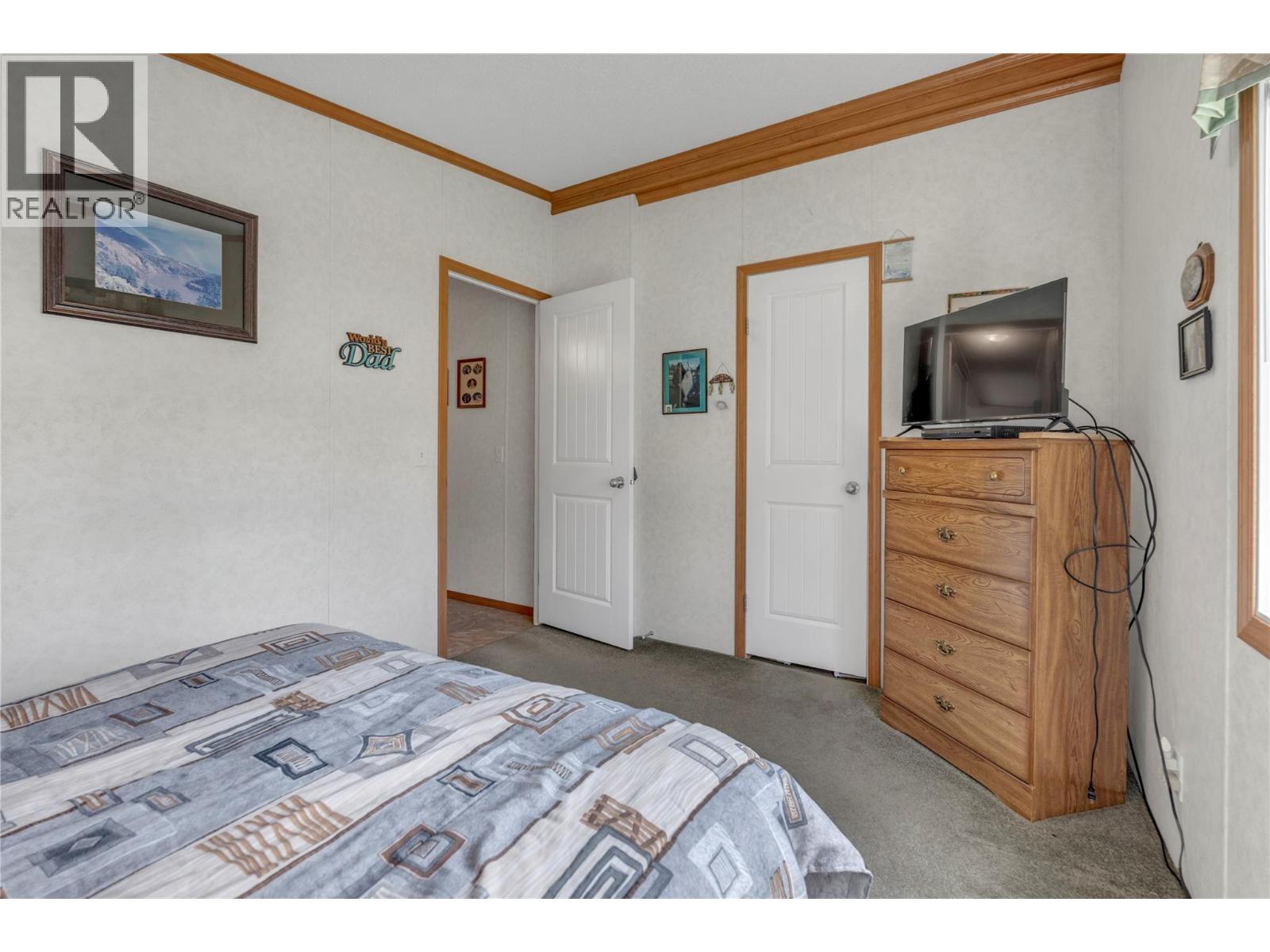 1526 Main Street N - 24