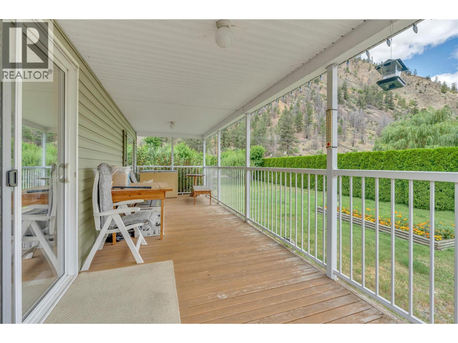 1526 Main Street N - 3